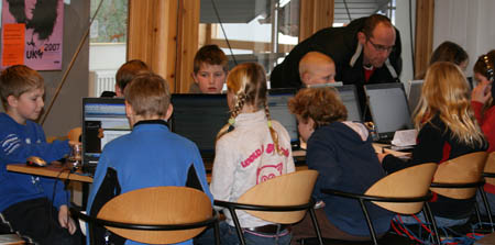 Koppang elever demonstrerer Moodle